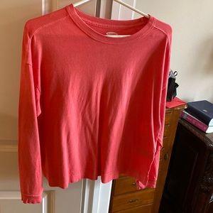 Long sleeve tee